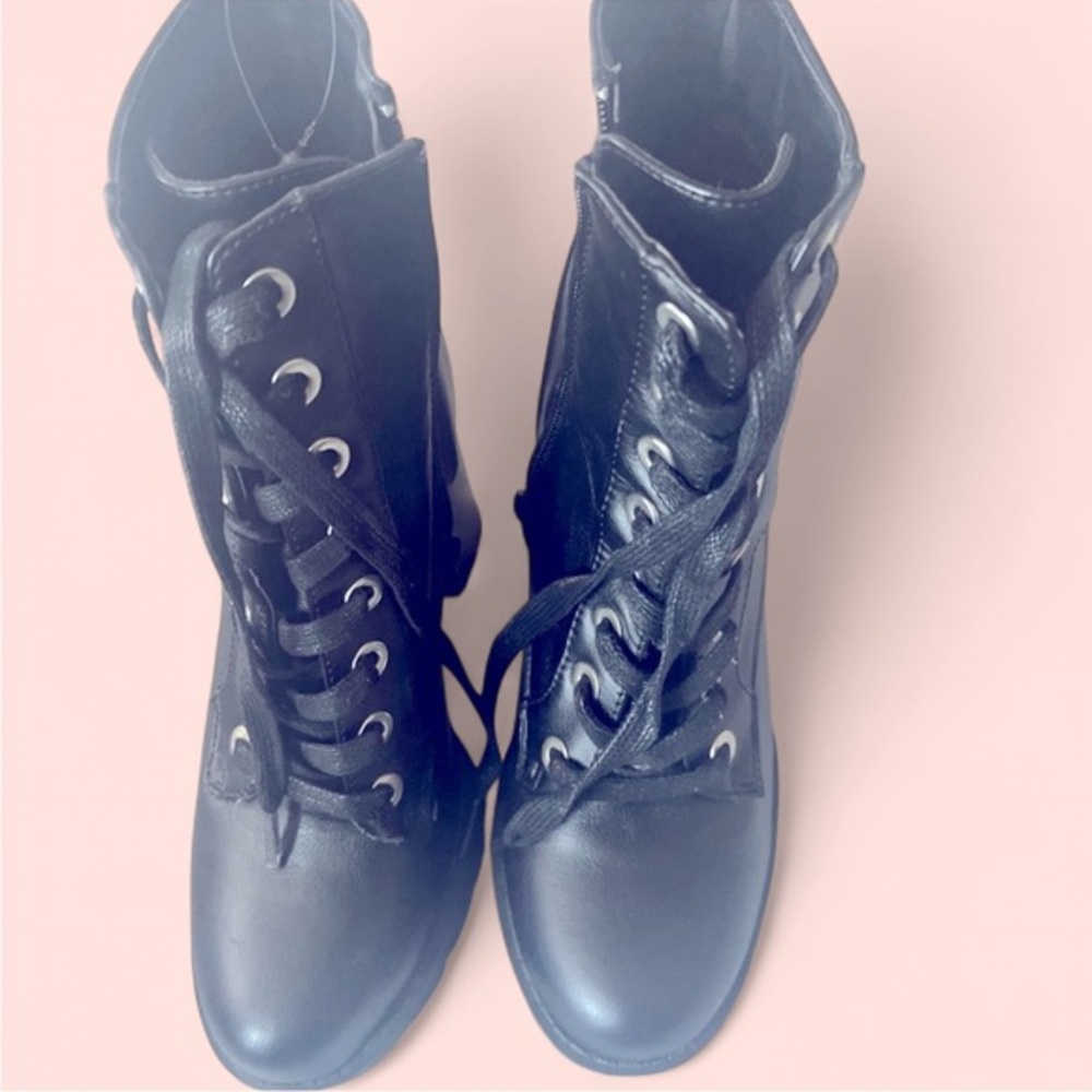 Sincerely Jules Black Boots